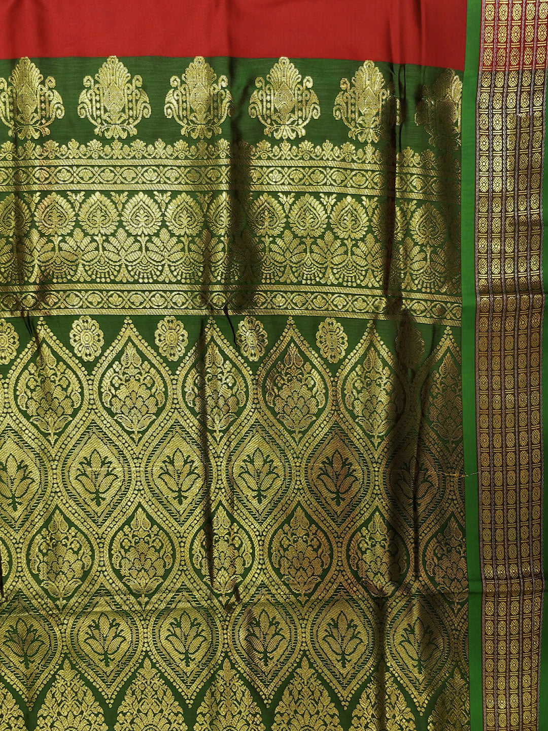 Traditional Narayan Peth Banarasi Silk Saree with Gold Zari Weaving