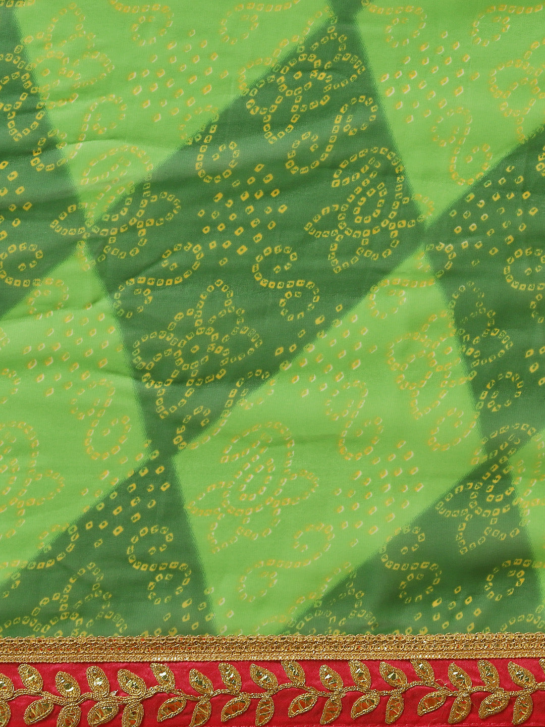 Green Georgette Bandhani Print Saree & Contrast Gota Patti Border