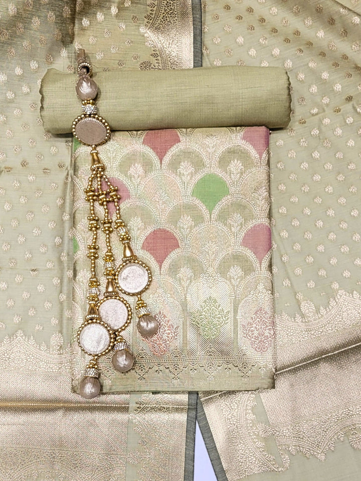 Meeanakari Weaving Banarasi Dress Material with Scalloped pattern & Jhallar Dupatta