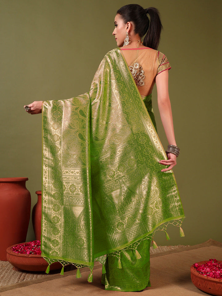 Traditional Banarasi Handloom Silk Saree with Ethnic Zari Paisley Weaving & Jhalar Pallu