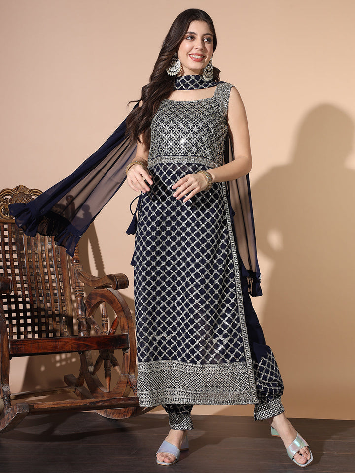 Sequinned Nyraa Kurta Set with Harem Pants & Pre-Draped dupatta
