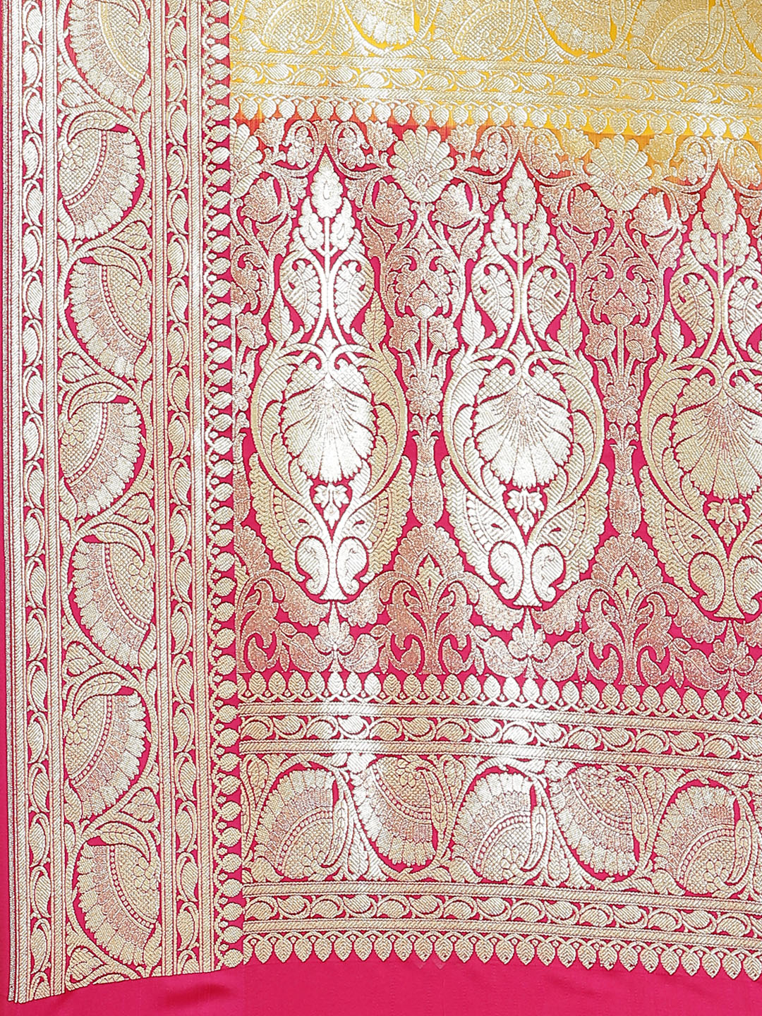 Banarasi Silk Blend Embossed Handloom Saree with Paisley Weaving & Contrast Border,Pallu