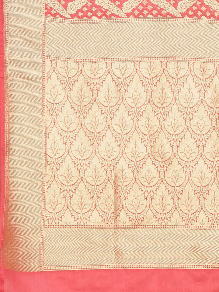 Kanjiwaram Silk Saree with Intricate Zari Mughal Motifs