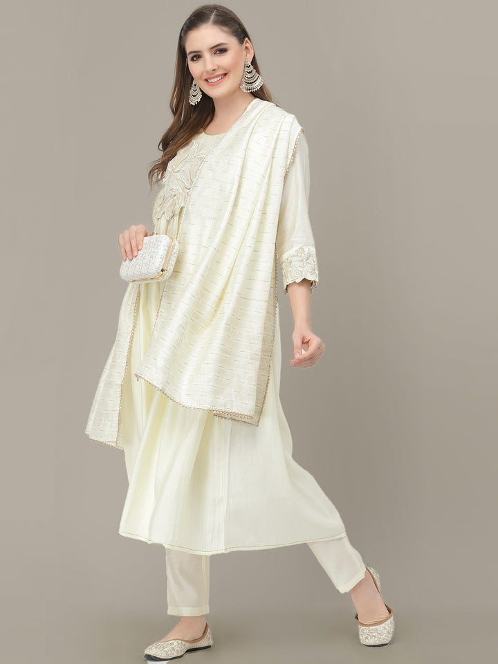 Cream Floral Resham Cut Work Embroidered Gathered Kurta,Trouser Set