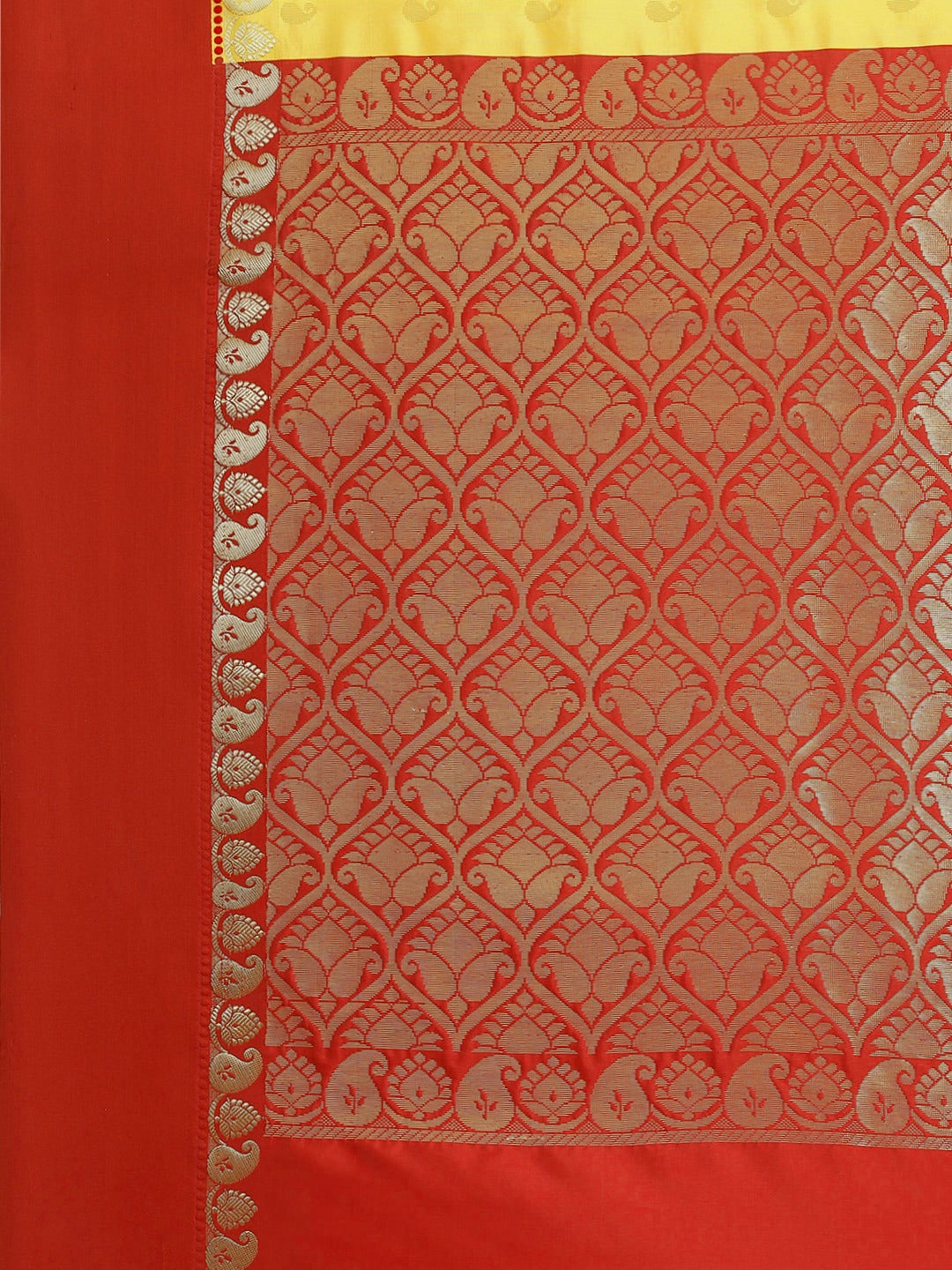 Yellow Handloom Bengali Style Gadwal Saree With Red Broad Border