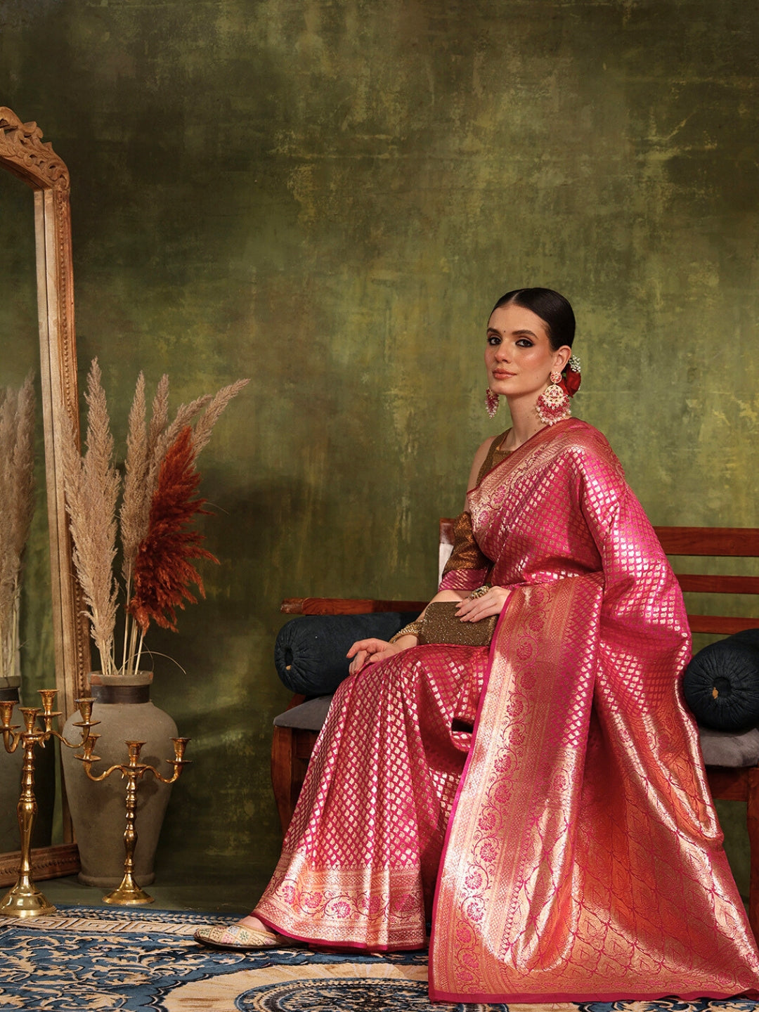 Traditional Handloom Banarasi saree with Intricate Zari Weaving