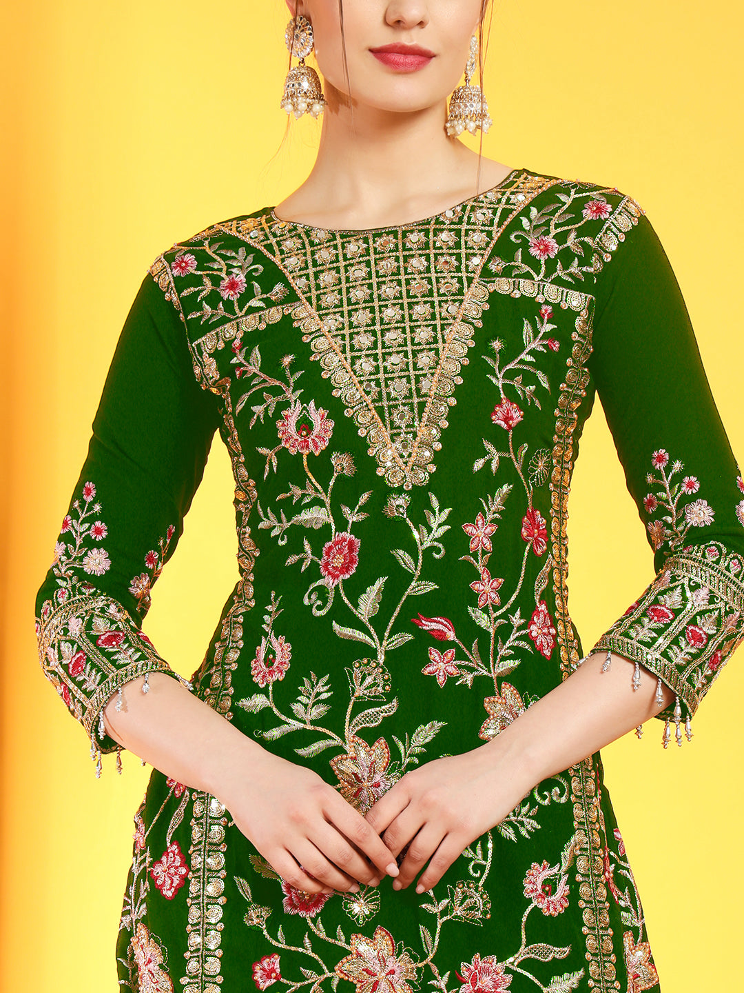 Floral Sequinned Georgette Kurta Set With Scalloped Resham Kantha Embroidery Dupatta
