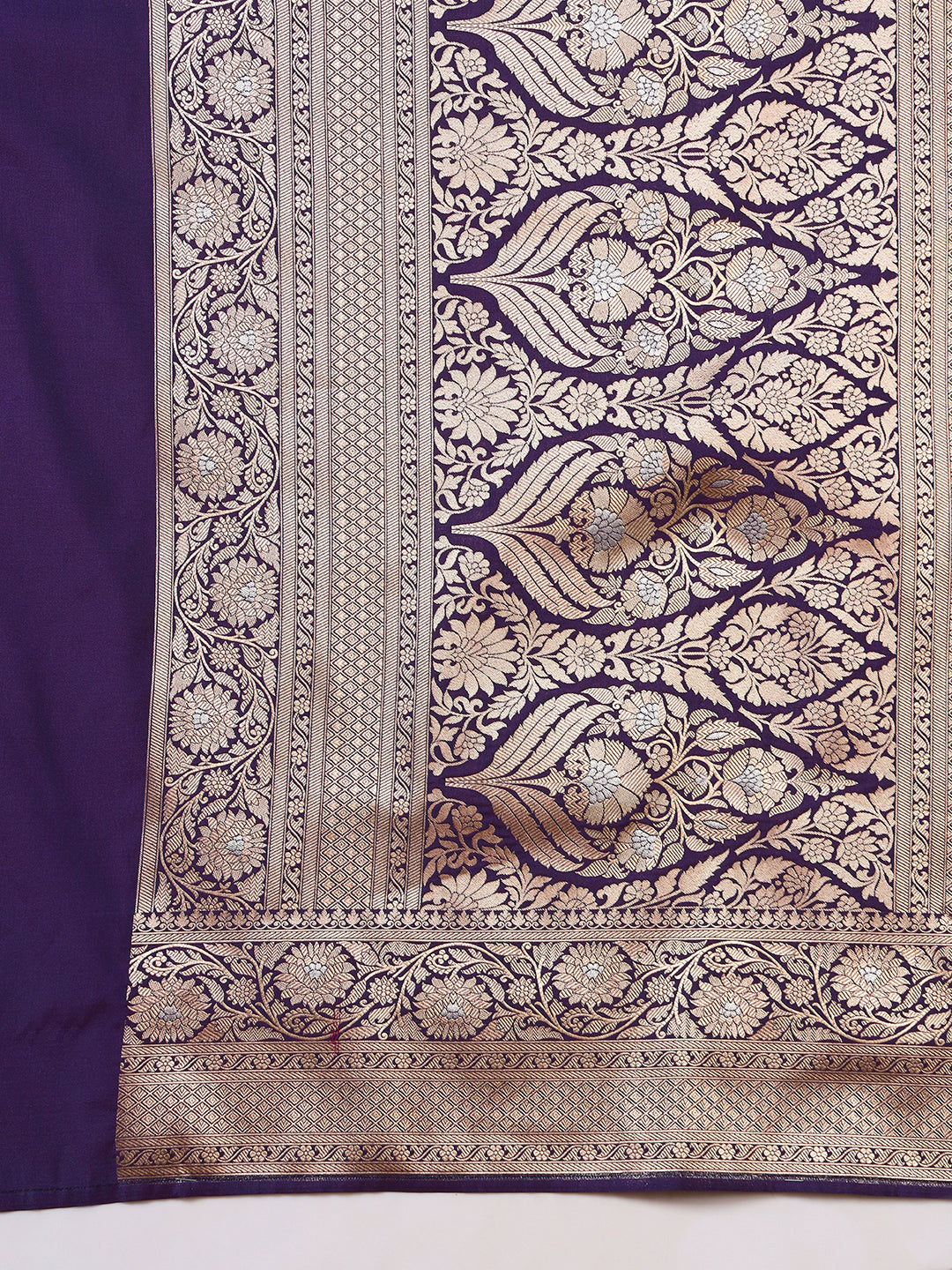 Banarasi Handloom Silk Saree with Intricate Gold and Silver Zari Meenakari Weaving