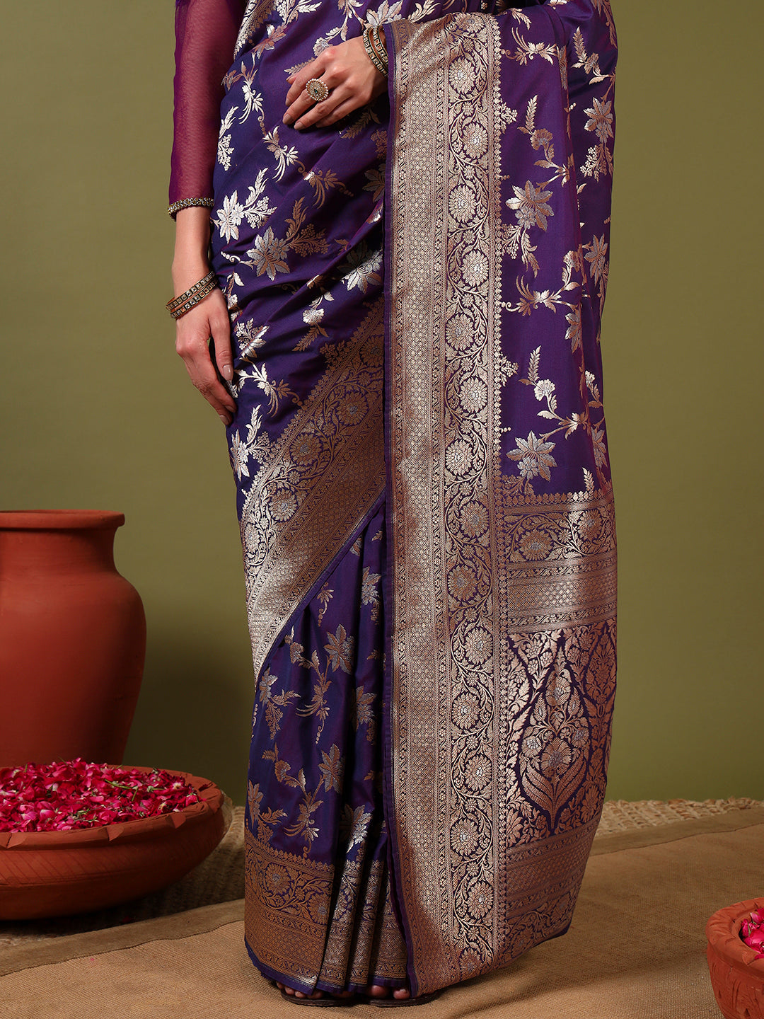 Banarasi Handloom Silk Saree with Intricate Gold and Silver Zari Meenakari Weaving
