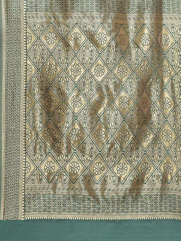 Blue Banarasi Floral Zari Woven Silk Saree With Contrast Border Blouse