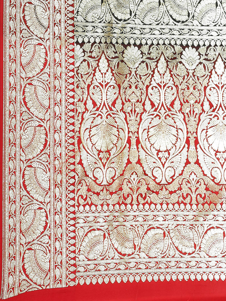 Banarasi Silk Blend Embossed Handloom Saree with Paisley Weaving & Contrast Border,Pallu