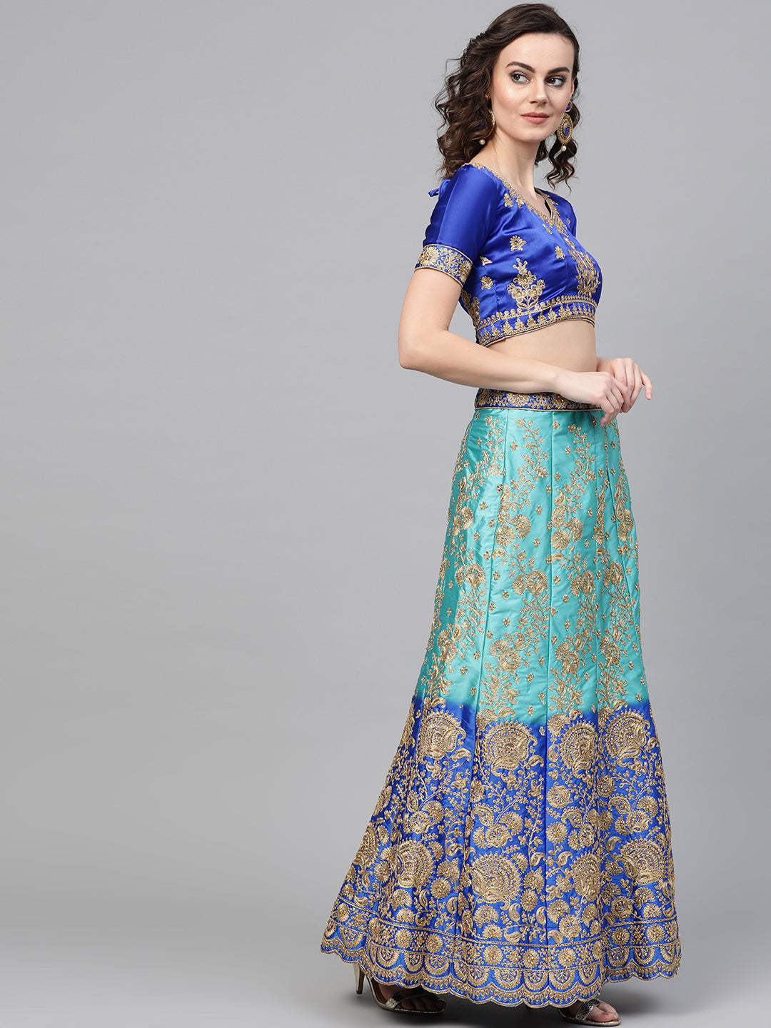 Ombre Kalidar Lehenga set with Floral Zari embroidery