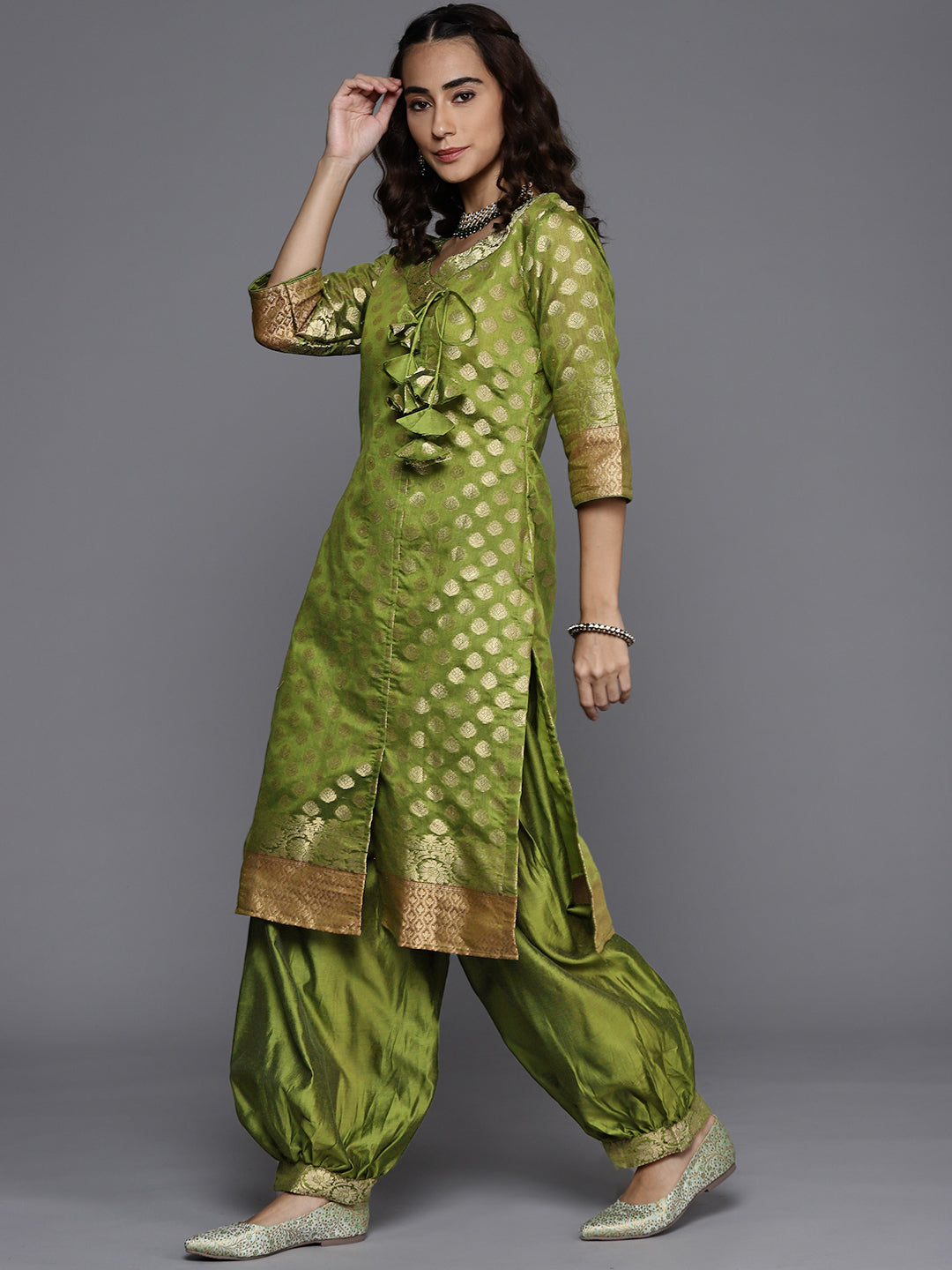 Green Banarasi Weaving Unstitched Suit Salwar Set & Handloom Dupatta