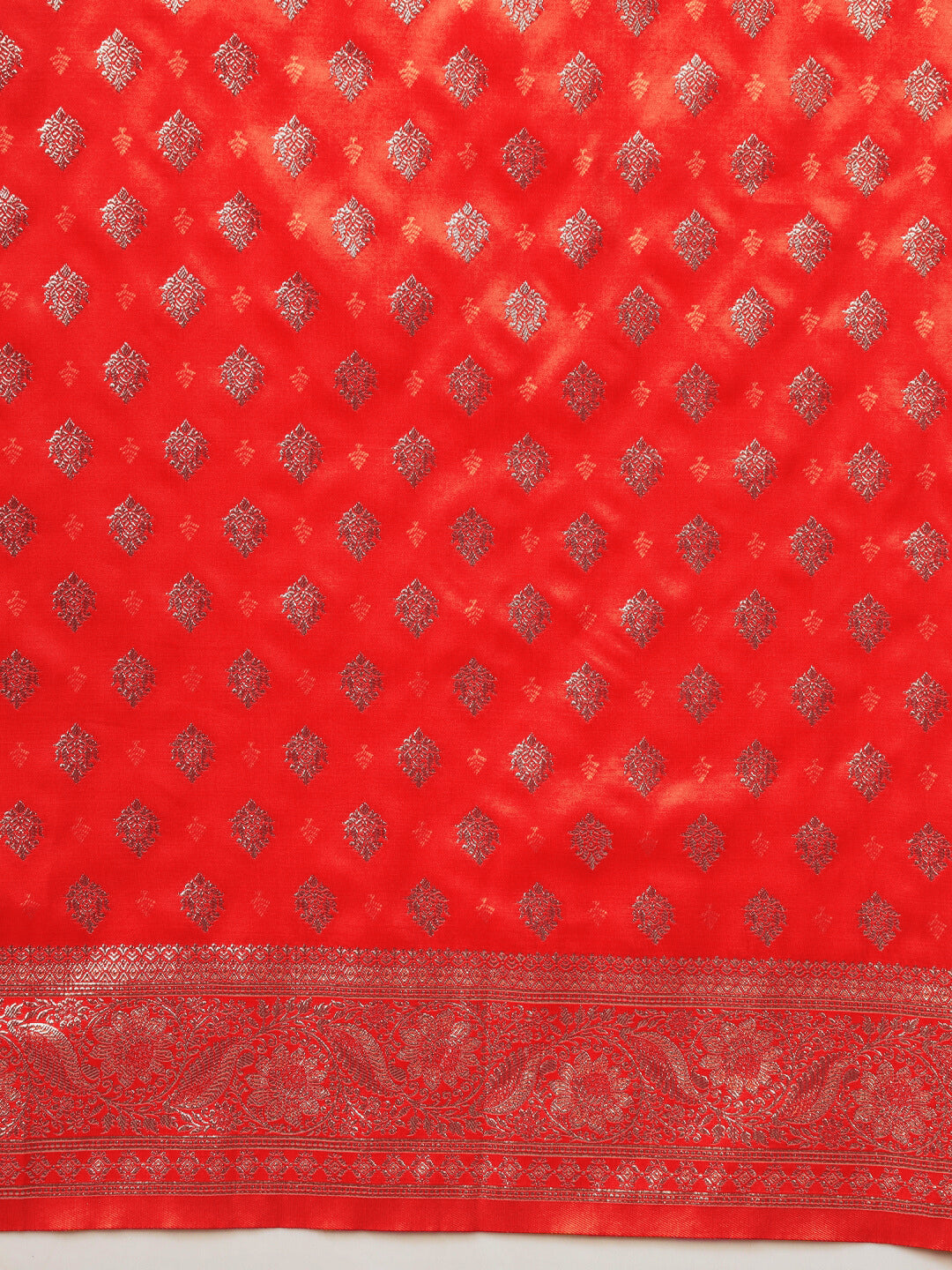 Resham & Zari Woven Traditional Silk Banarasi Saree with Ethnic ambi Motifs