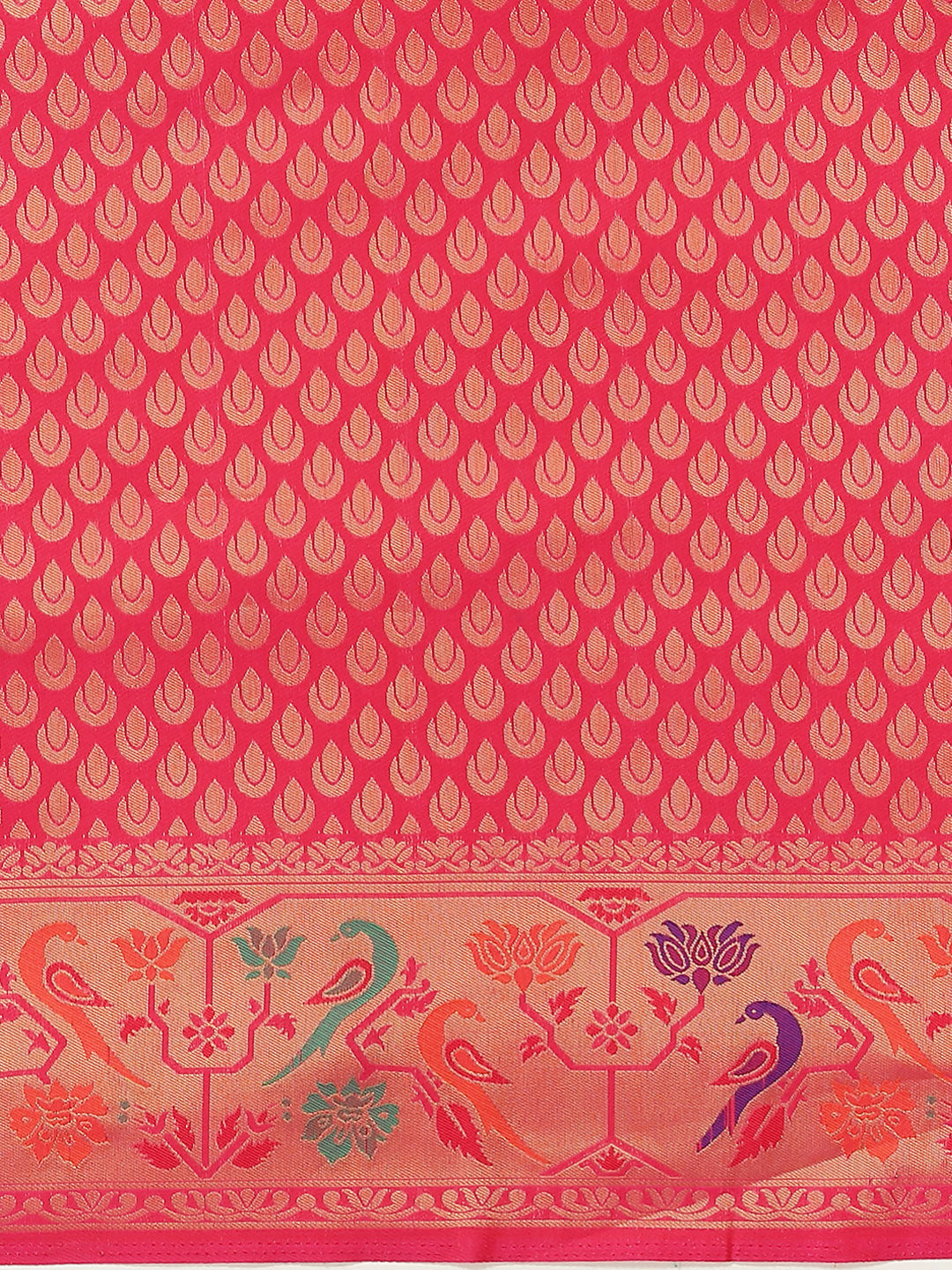 Magenta Paithani Silk Handloom Saree with Meenakari Peacock Motifs
