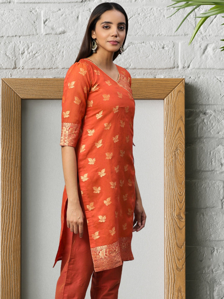 Banarasi Dress Material with Zari meenakari Floral weaving and Handloom dupatta