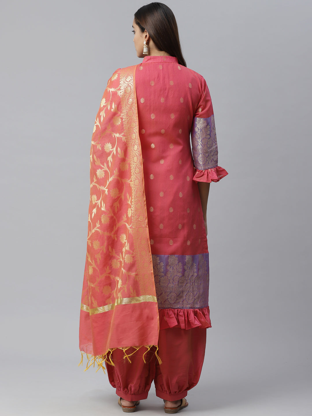 Banarasi Kurta Set with Zari meenakari Stylish weaving and Handloom dupatta