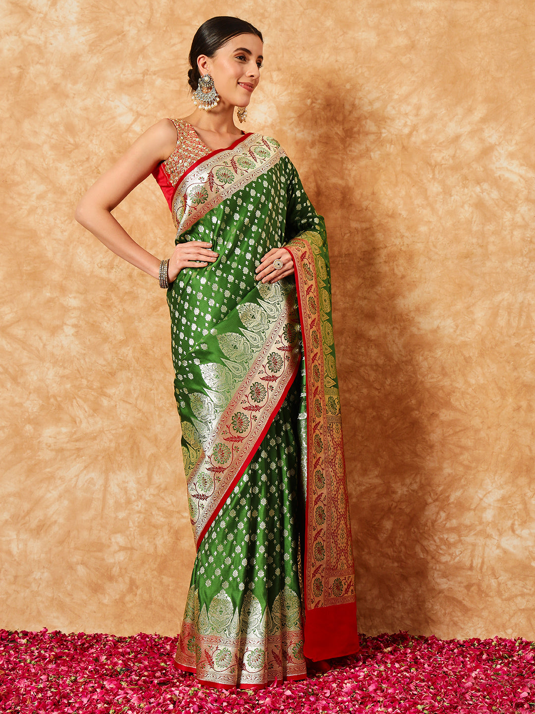 Mehendi Green Ethnic Motif Handloom Banarasi Silk Khaitan Saree