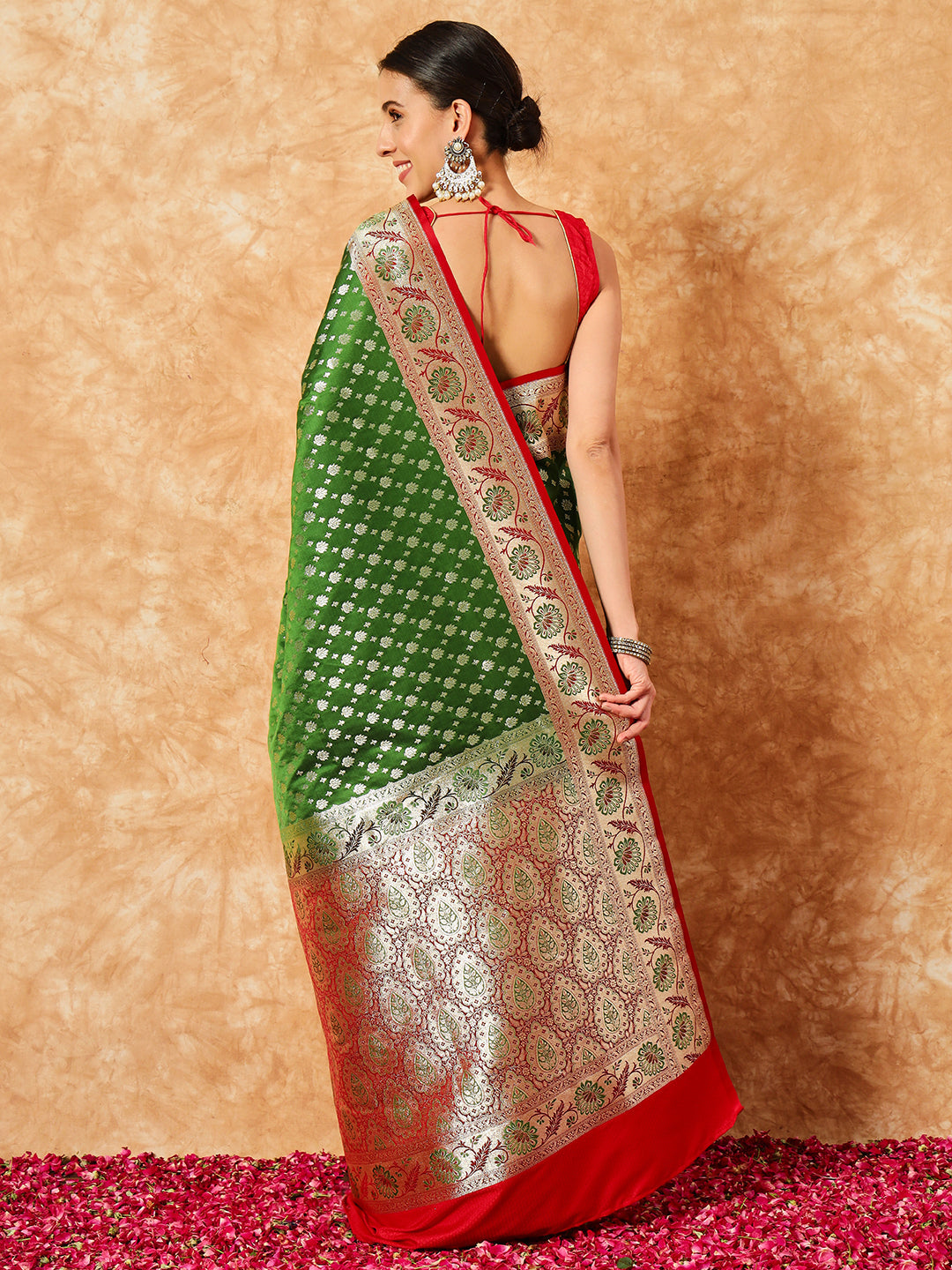 Mehendi Green Ethnic Motif Handloom Banarasi Silk Khaitan Saree