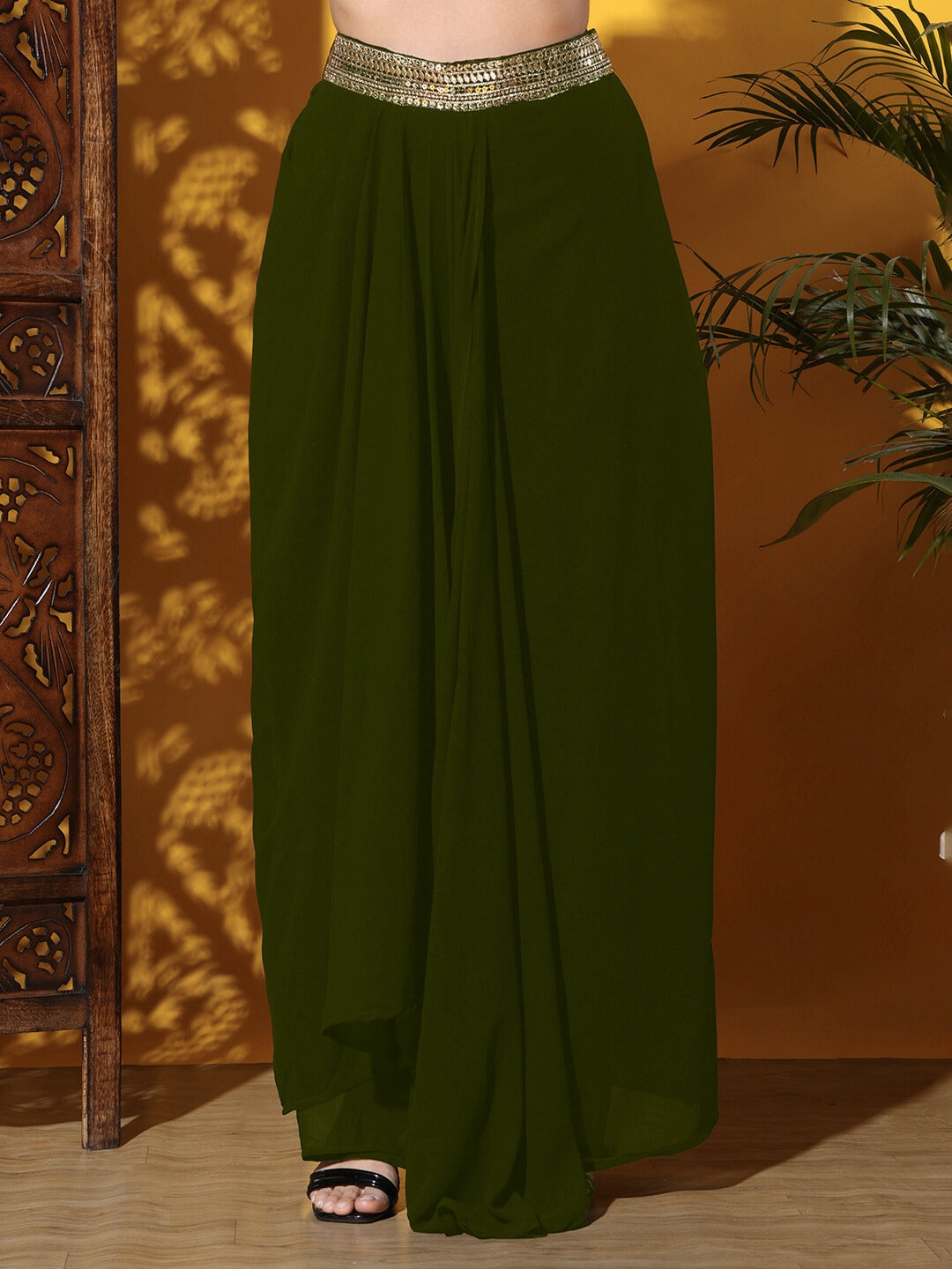 Tasseled Indo-western Crop-Top Set with Floral Print Shrug