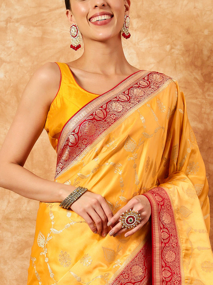 Mustard Banarasi Handloom Silk Saree with Contrast Weaving Border