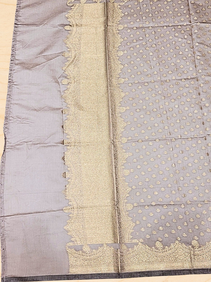 Meeanakari Weaving Banarasi Dress Material with Scalloped pattern & Jhallar Dupatta