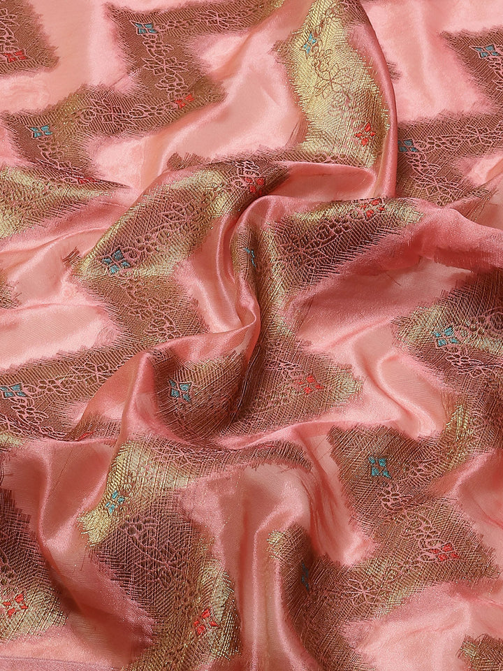 Gajari Pink Banarasi Chevron Pattern Oxidised Zari Chanderi Saree