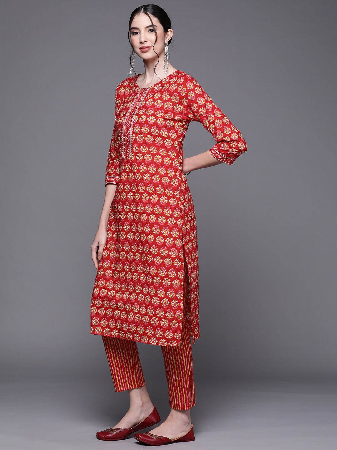 Cotton Batik Print Kurta Set with Bandhani Dupatta