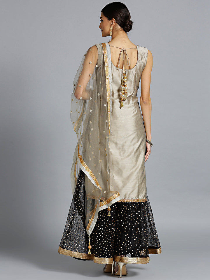 Jewelled Neckline Kurta with Embroidered Pallazo