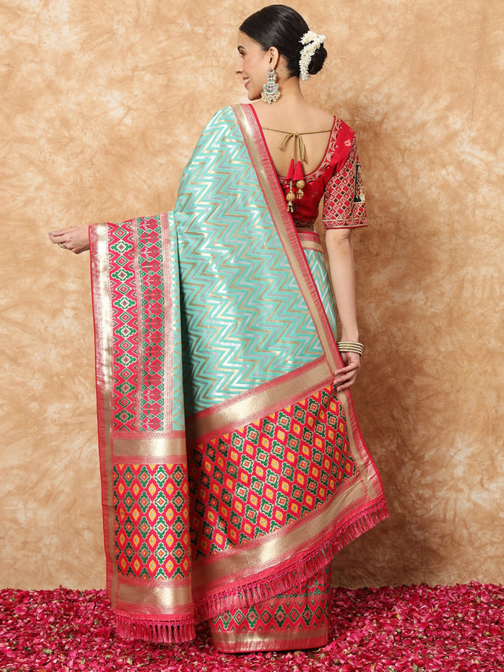 Banarasi Handloom Silk Saree with Contrast Magenta ikat Border