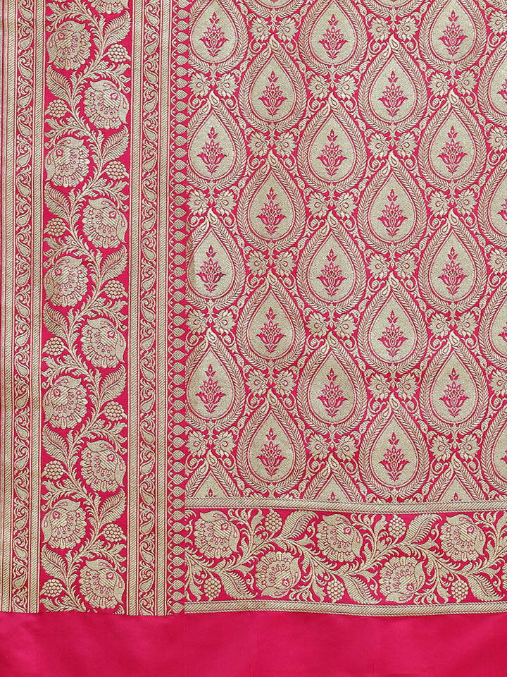 Banarasi Silk Saree With Gold Zari Weaves & Contrast Border