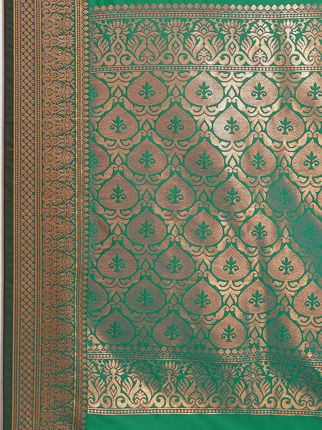 Zari Woven Mysore Silk Bridal Handloom Saree with Floral motifs