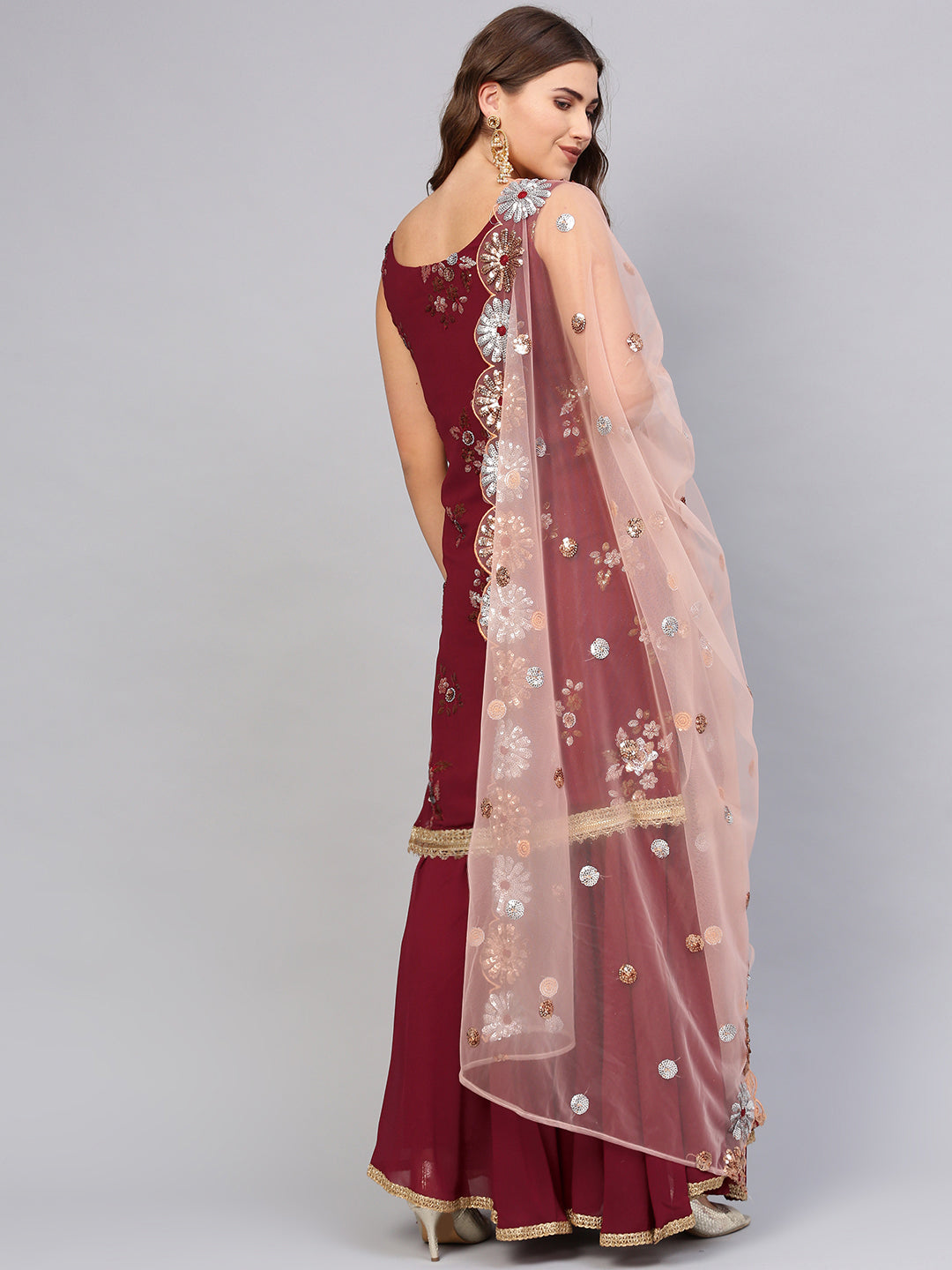 Embroidered Kurta Set with Scalloped Cut-Work dupatta