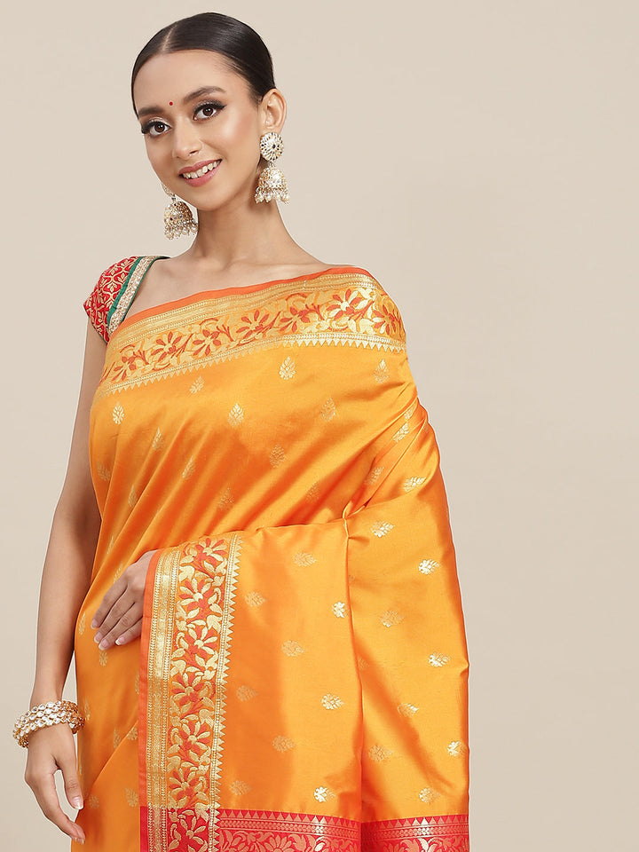 Orange Floral Ethnic Motifs Banarasi Silk Saree with Contrast Pallu