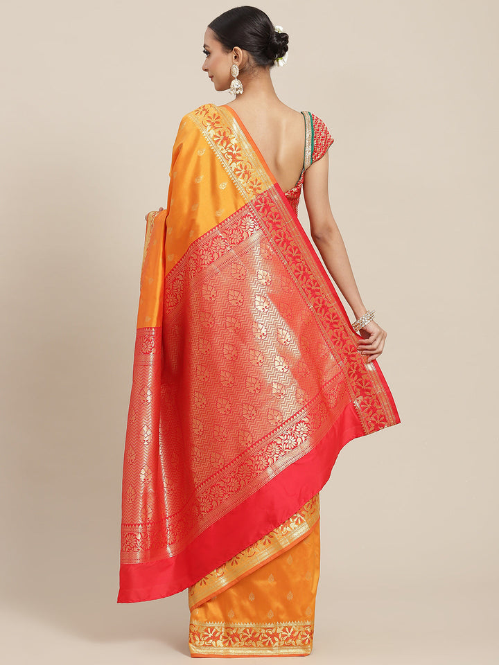 Orange Floral Ethnic Motifs Banarasi Silk Saree with Contrast Pallu