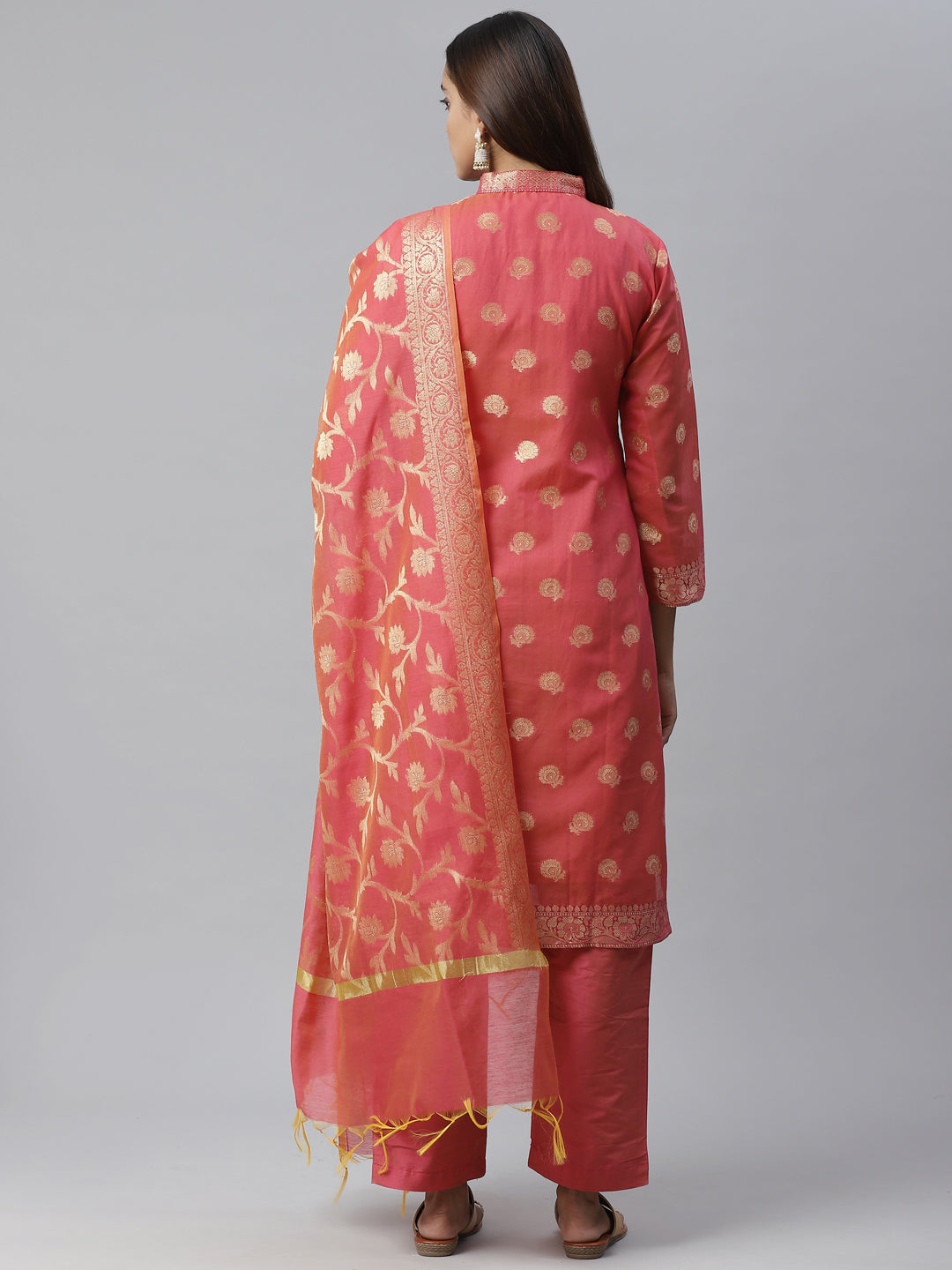 Banarasi Kurta Set with Zari meenakari Floral weaving and Handloom dupatta