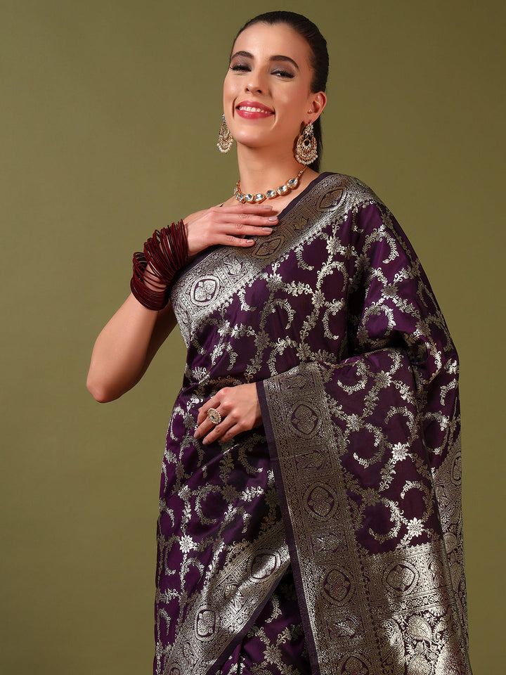 Banarasi Intricate Floral Motifs Zari Hand Woven Traditional Handloom Satin Silk Saree