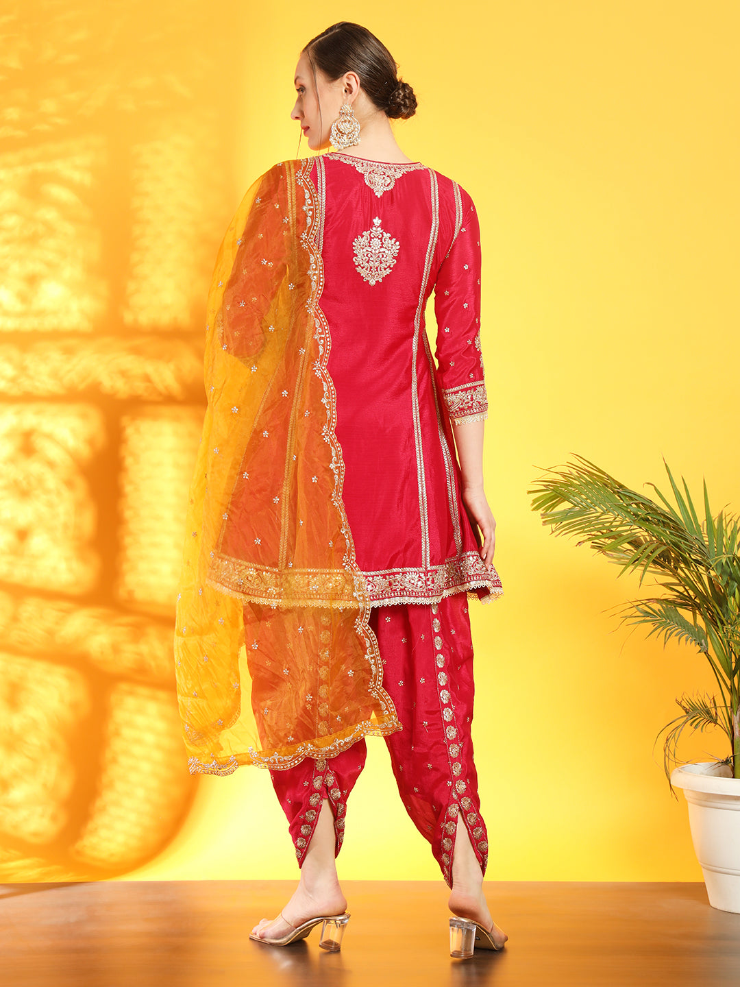 Intricate Zari Gotta Patti Embroidered Kurta Dhoti Set & Scalloped Organza Dupatta