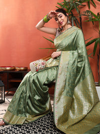 Chhabra 555 Banarasi Zari Woven Traditional Handloom Silk Saree with Intricate Floral Motifs 