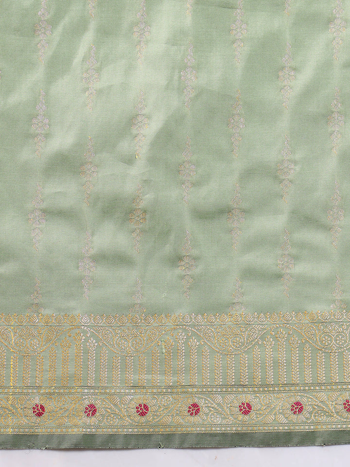 Banarasi Zari Woven Traditional Handloom Silk Saree with Intricate Floral Motifs