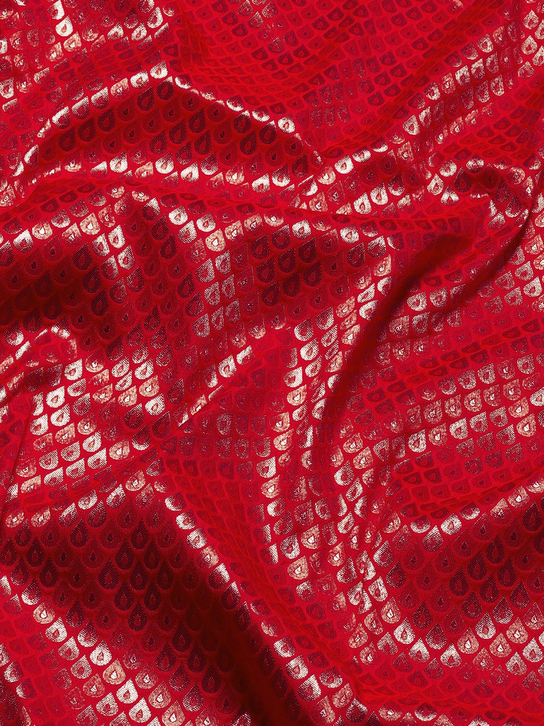 Red Golden Zari Embellished Silk Blend Banarasi Handloom Saree