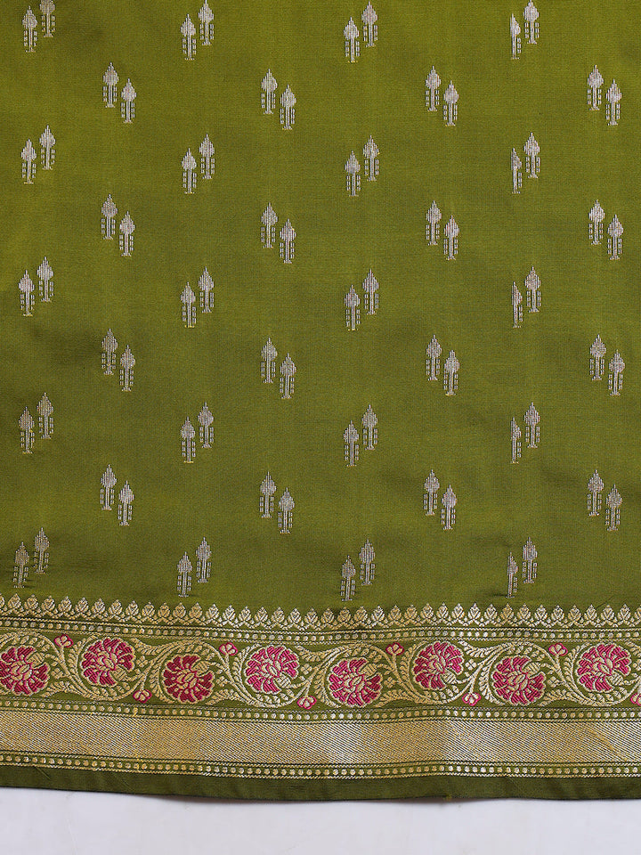 Banarasi Zari Woven Traditional Handloom Silk Saree with Intricate Floral Motifs