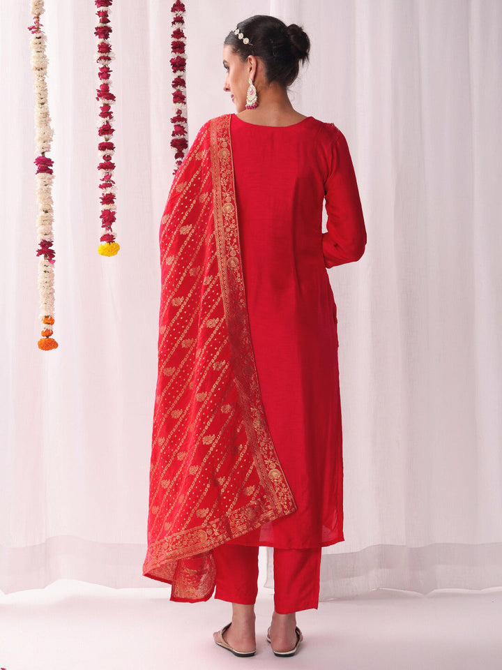 Aari and Resham Embroidered Kurta Set with Handloom Woven Leheriya Dupatta & Pants
