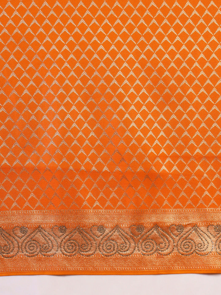 Banarasi Handloom saree with Lattice Weaving & Crystal Embellished Heart Motif Border