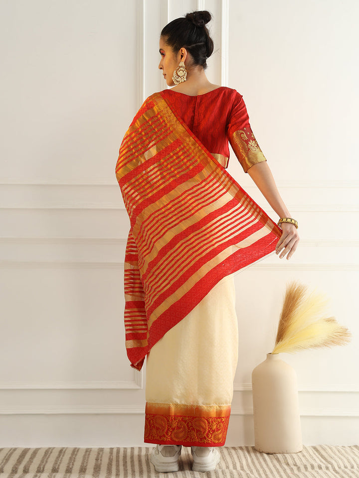 Colorblocked Banarasi Silk Saree with Zari Woven Paisley Motifs Border