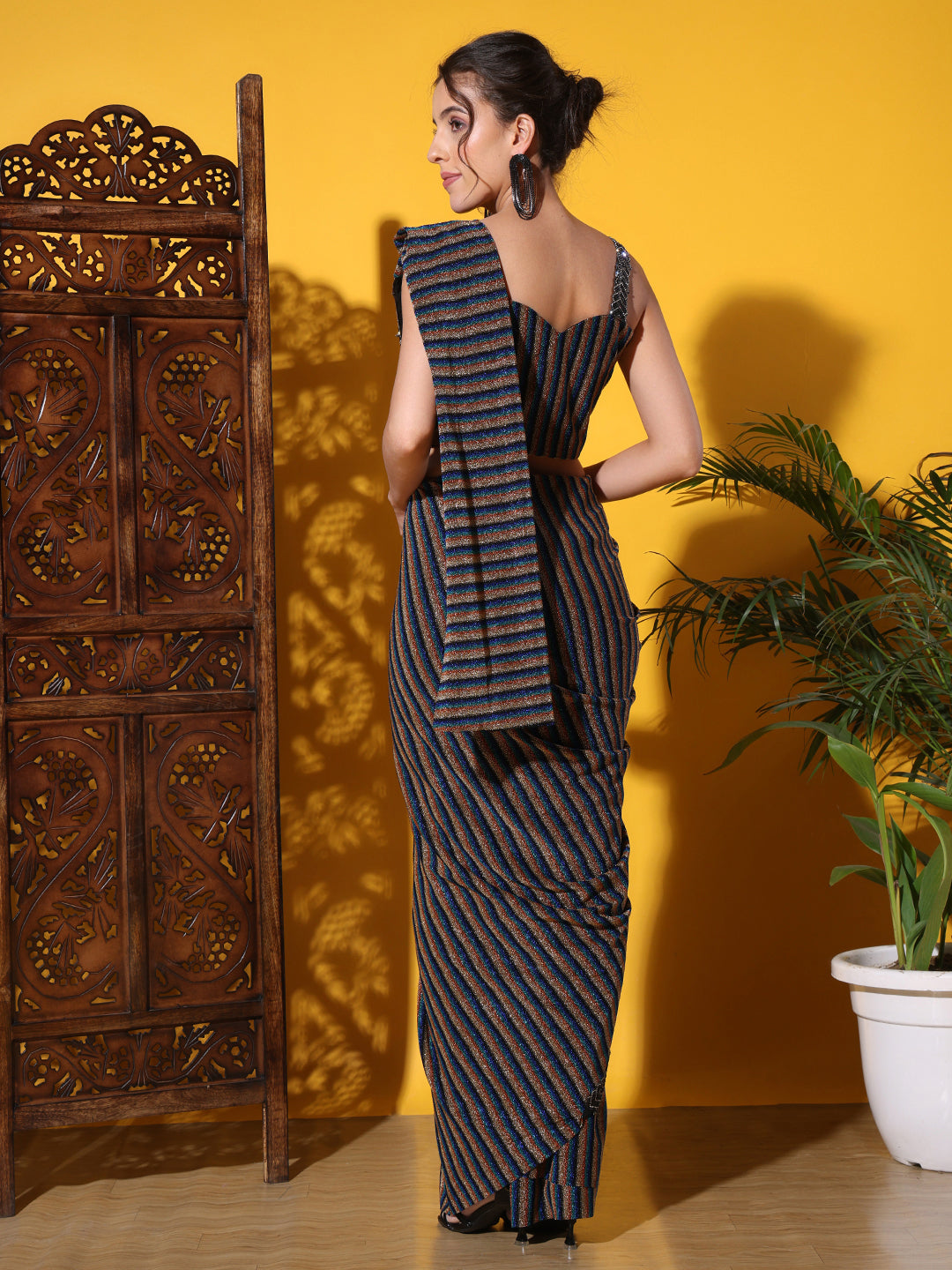 Pre-stitched Light Weight Saree with Leheriya Striped Pattern