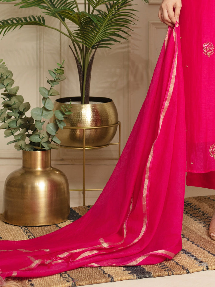 Chiffon Zari Embroidered Kurta Set with Stylized V-neck, Straight Pants & Floral Motifs