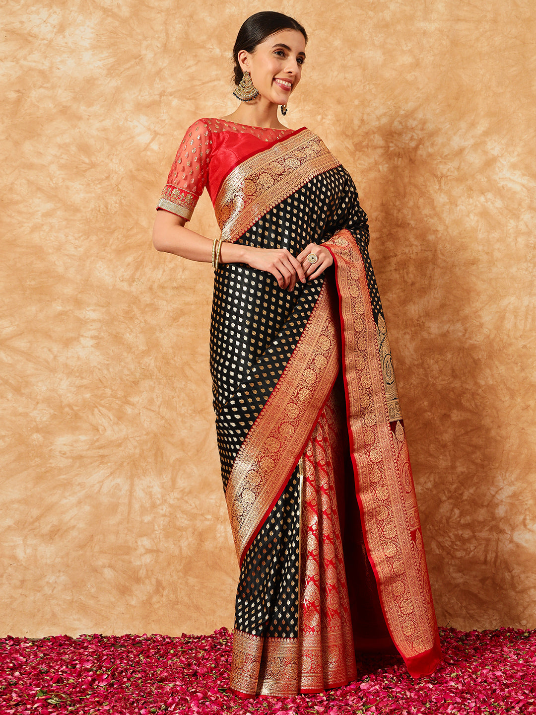 Black Red Pallu Patli Ethnic Handloom Banarasi Silk Wedding Saree