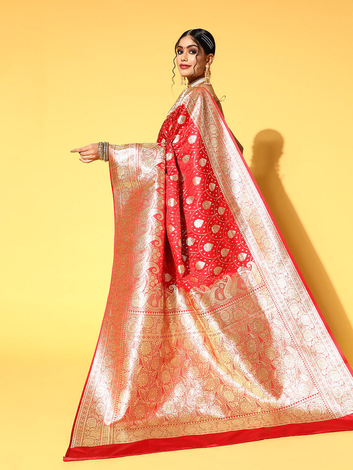 Red Handloom Kanjeevaram Silk Bridal Wedding Saree with Gold Zari