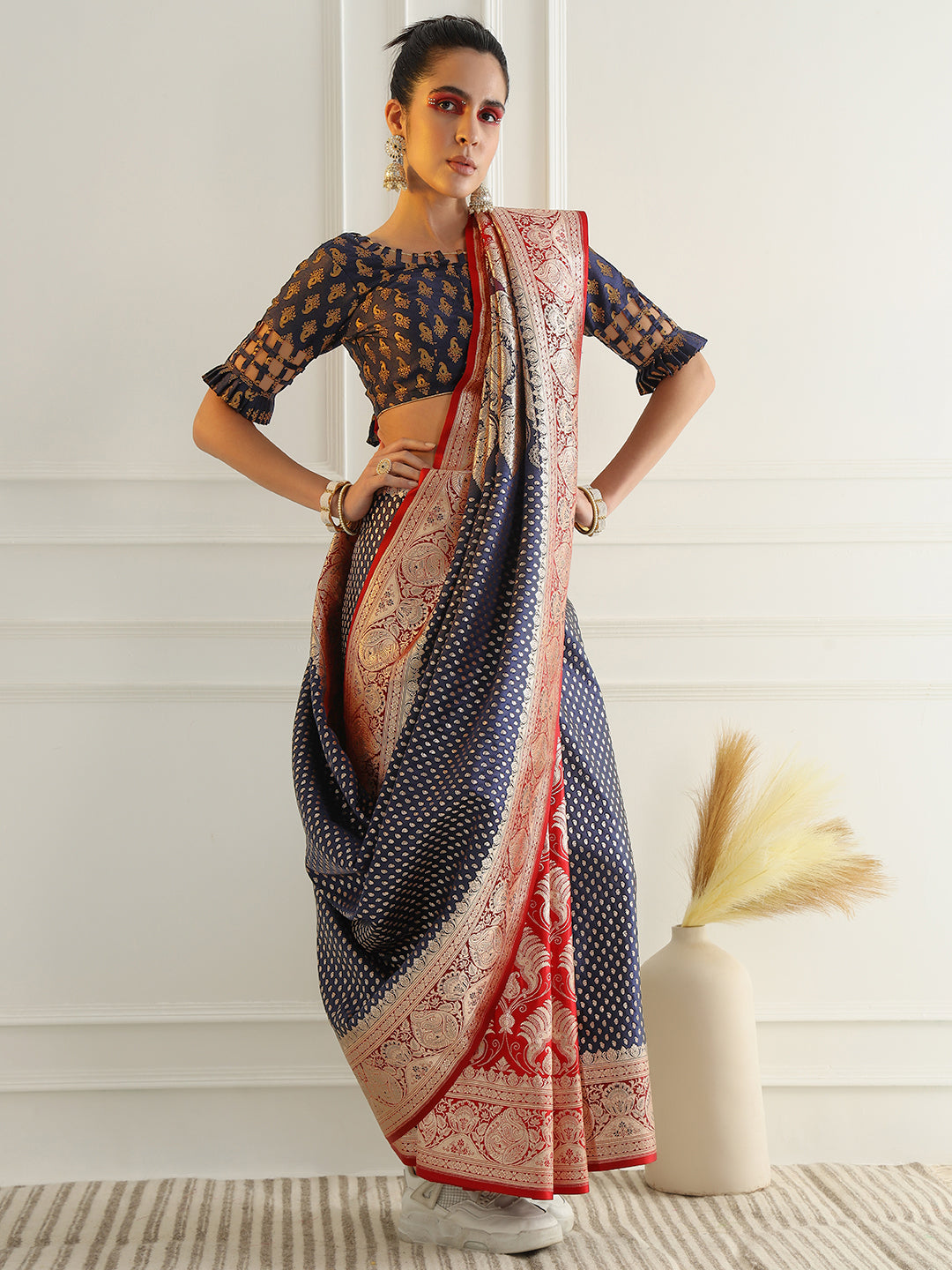 Traditional Banarasi Silk Kanjeewaram saree with Patli Pattern